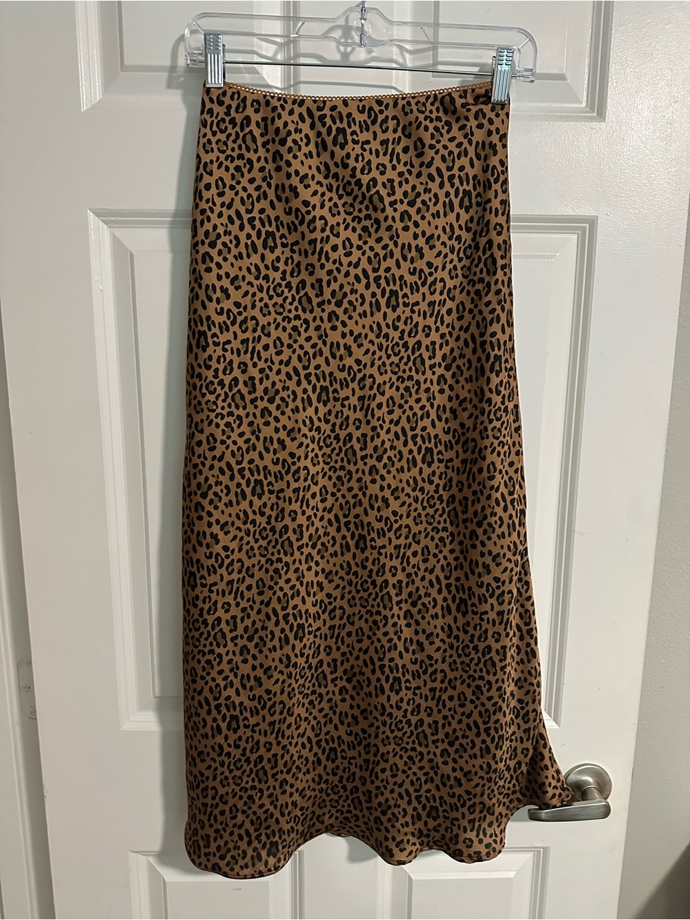 American Eagle Outfitters Tan and Black Leopard Print Midi Skirt
